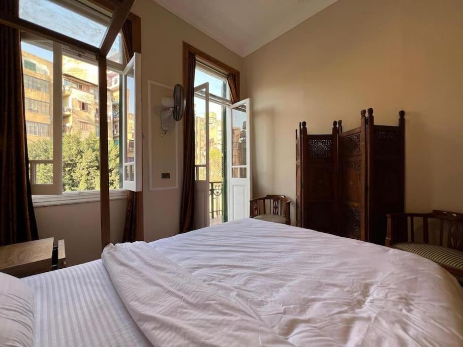 2br In Downtown, No Electricity Cut Apartment