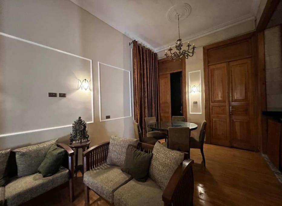 2br In Downtown, No Electricity Cut Apartment