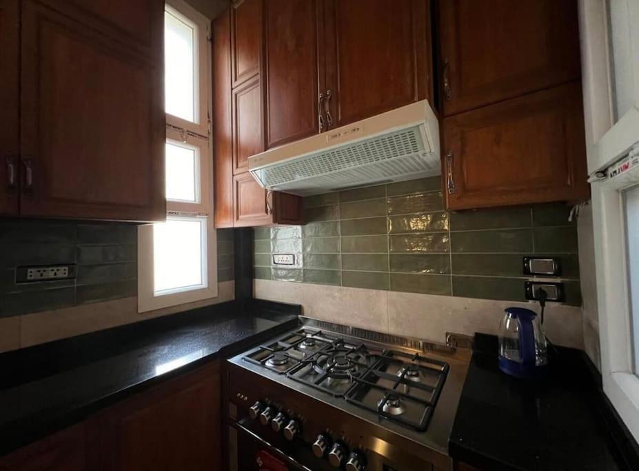 Apartment 2br In Downtown, No Electricity Cut *