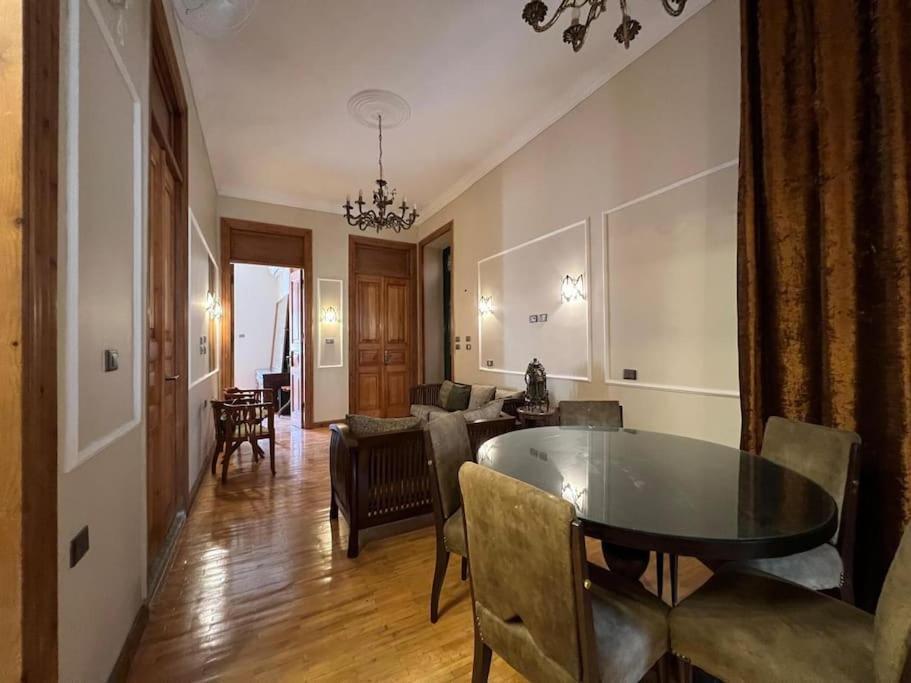 Apartment 2br In Downtown, No Electricity Cut *